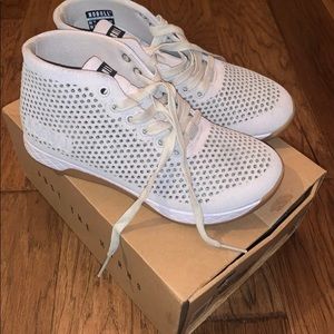 NoBull suede mid trainers